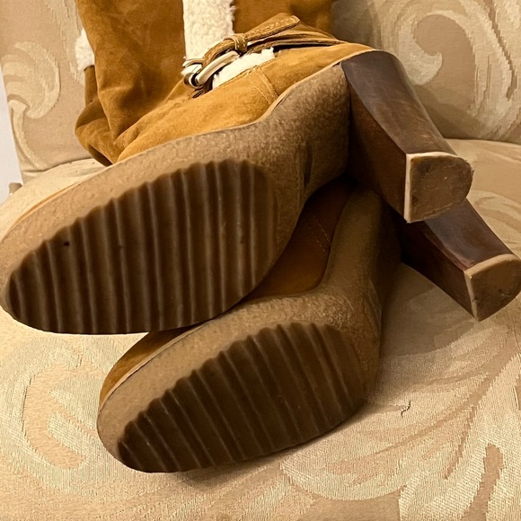 Gently used Michael Kors Suede boots - Picture 5 of 5